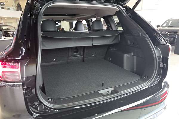 2025 Mitsubishi Outlander Exceed ZM