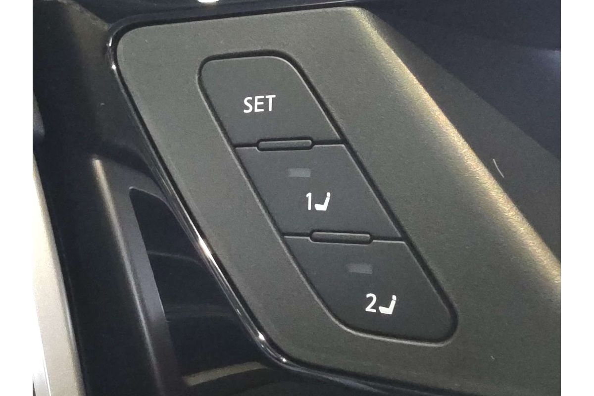 2025 Mitsubishi Outlander Exceed ZM