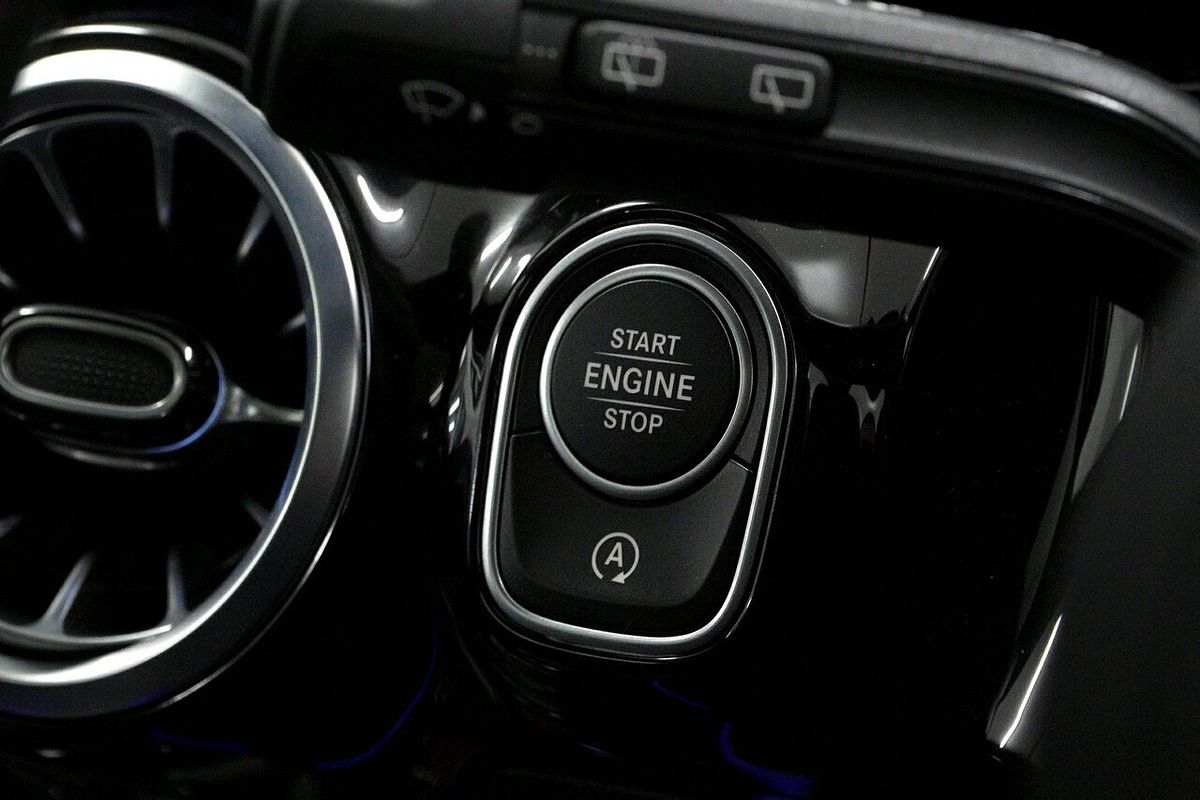 2024 Mercedes-Benz GLA-Class GLA200 H247