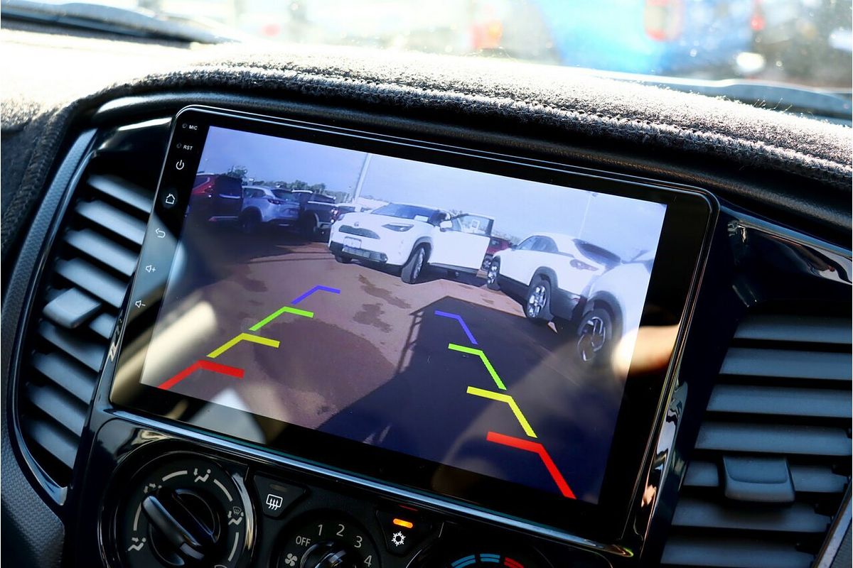 2015 Mitsubishi Triton GLX MN 4X4