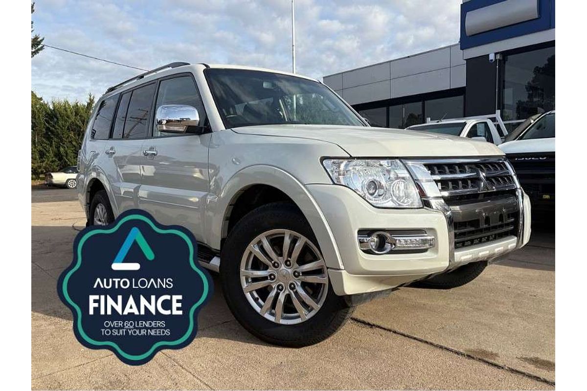 2017 Mitsubishi Pajero GLX NX