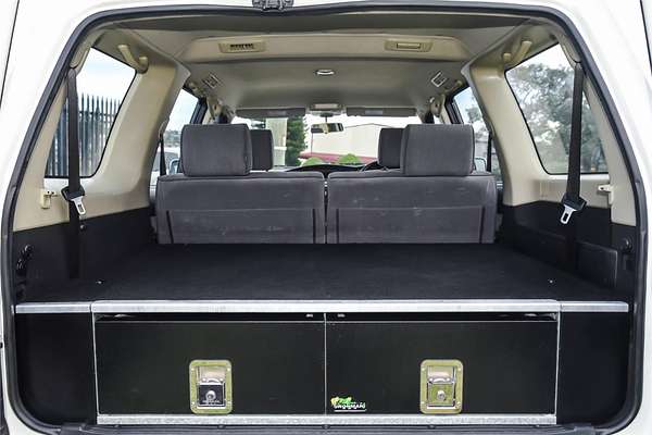 2010 Nissan Patrol ST GU 7