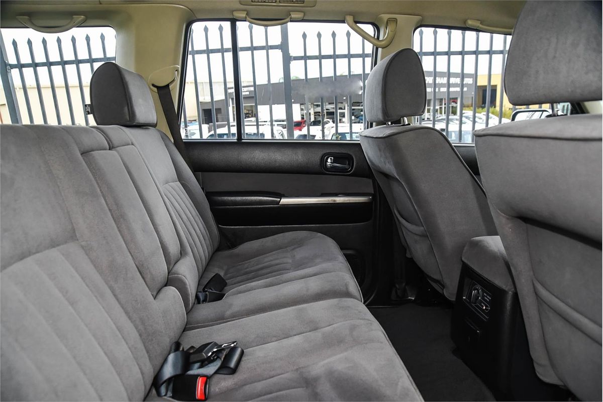 2010 Nissan Patrol ST GU 7