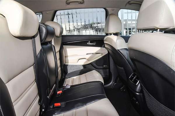 2017 Kia Sorento SLi UM