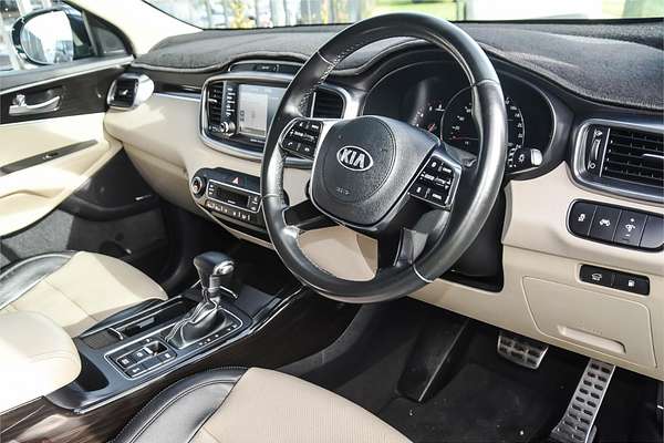 2017 Kia Sorento SLi UM