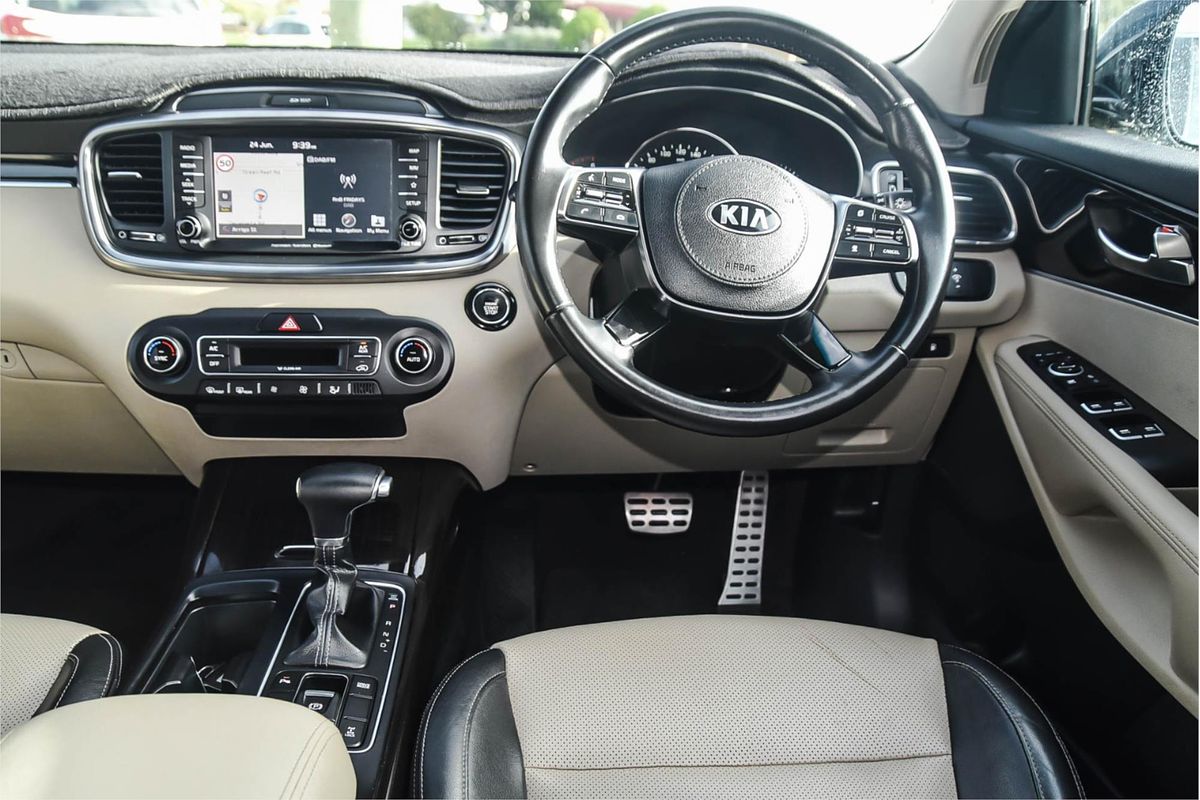 2017 Kia Sorento SLi UM