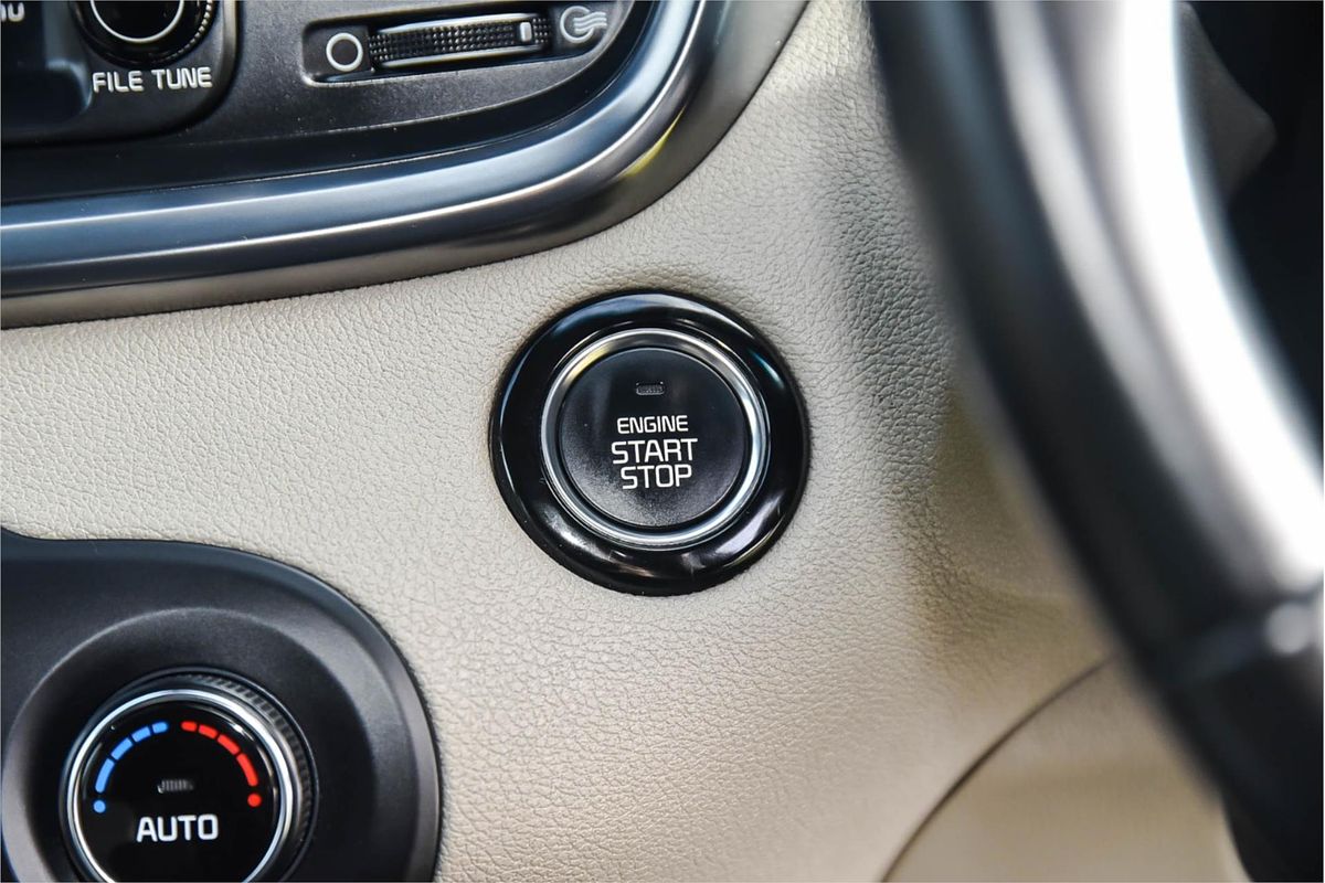 2017 Kia Sorento SLi UM