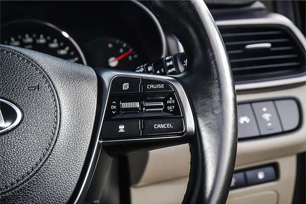 2017 Kia Sorento SLi UM