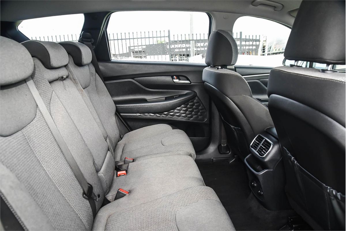 2020 Hyundai Santa Fe Active TM.2