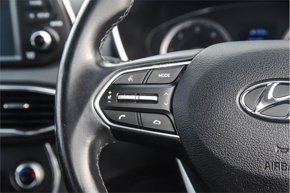 2020 Hyundai Santa Fe Active TM.2