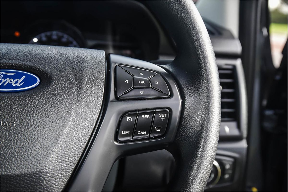 2018 Ford Everest Ambiente UA II 3.2L
