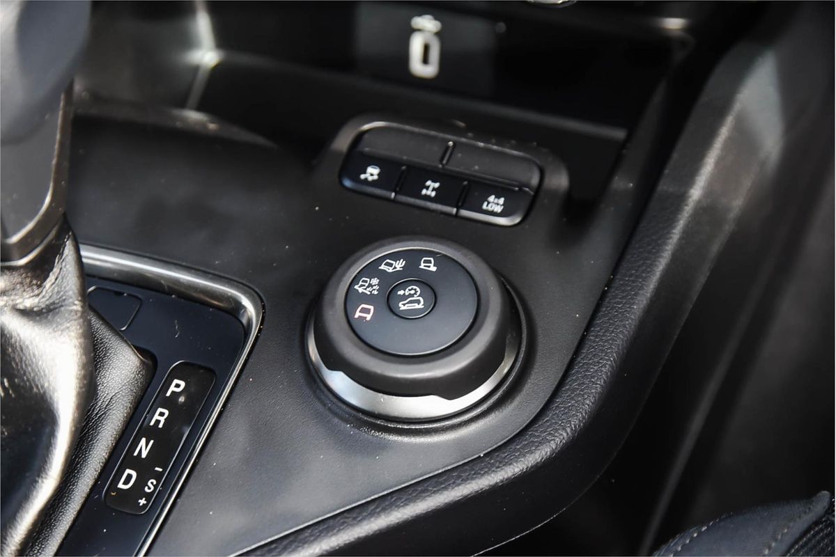 2018 Ford Everest Ambiente UA II 3.2L