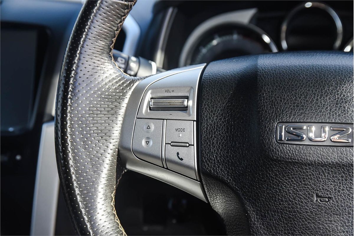 2019 Isuzu MU-X LS-U