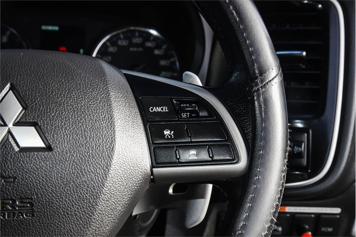 2013 Mitsubishi Outlander Aspire ZJ