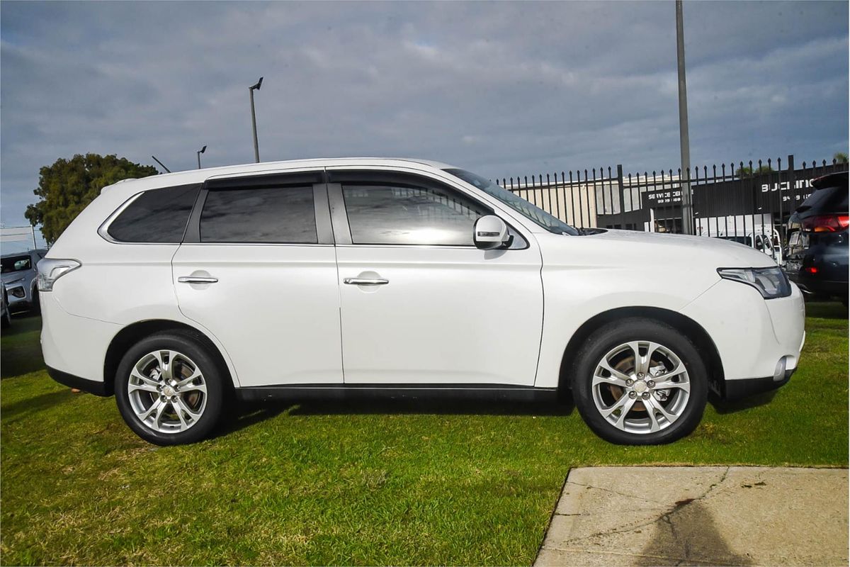 2013 Mitsubishi Outlander Aspire ZJ