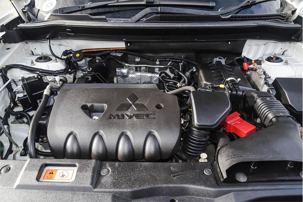 2013 Mitsubishi Outlander Aspire ZJ