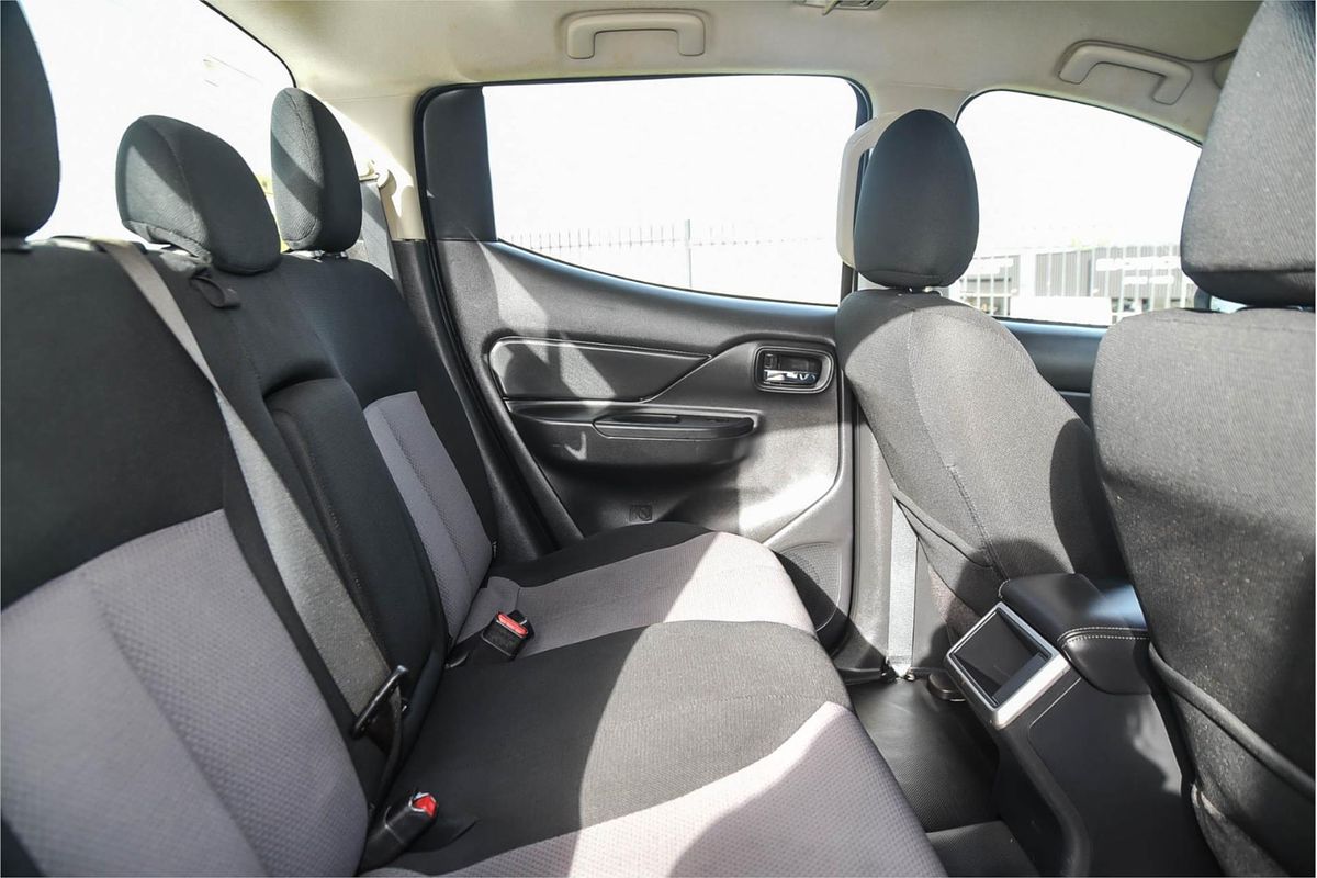 2020 Mitsubishi Triton GLX+ MR 4X4
