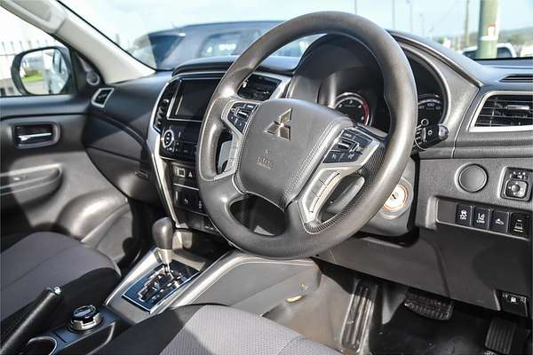 2020 Mitsubishi Triton GLX+ MR 4X4