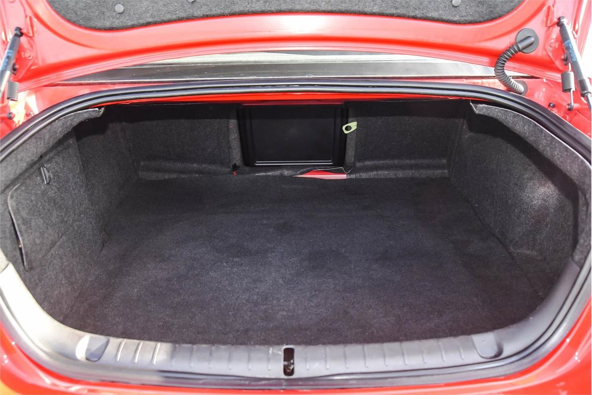 2016 Holden Commodore SV6 Black VF Series II
