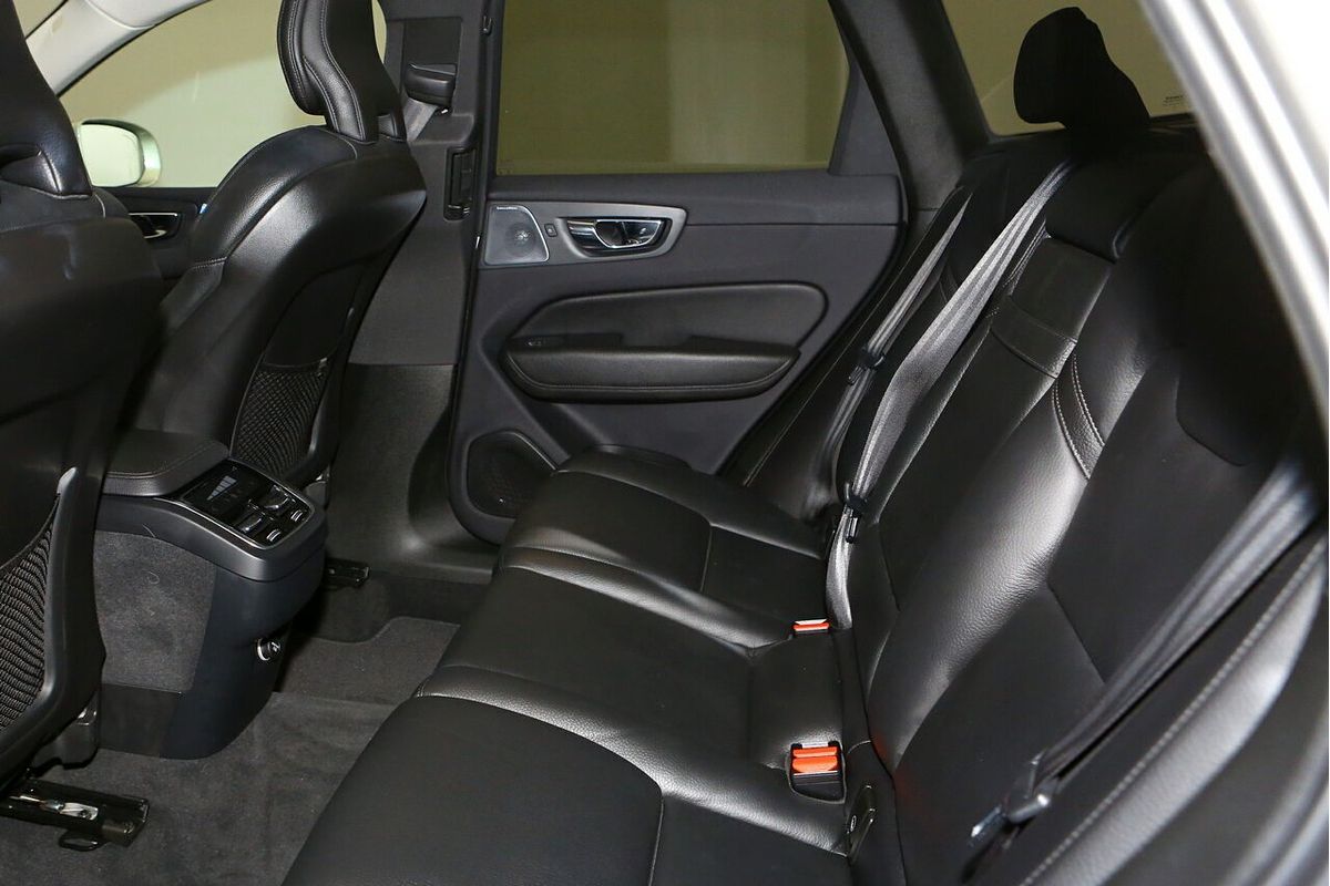 2020 Volvo XC60 T5 Inscription