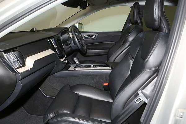 2020 Volvo XC60 T5 Inscription