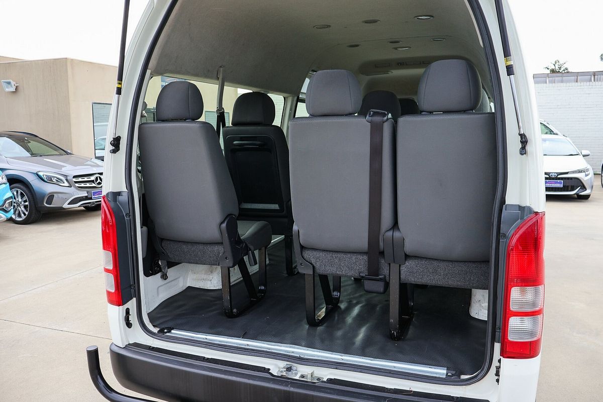 2017 Toyota Hiace Commuter TRH223R