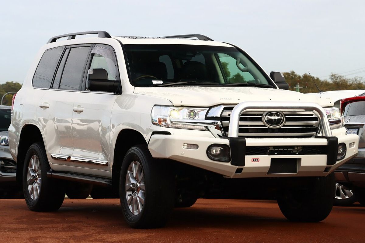 2019 Toyota Landcruiser Sahara VDJ200R