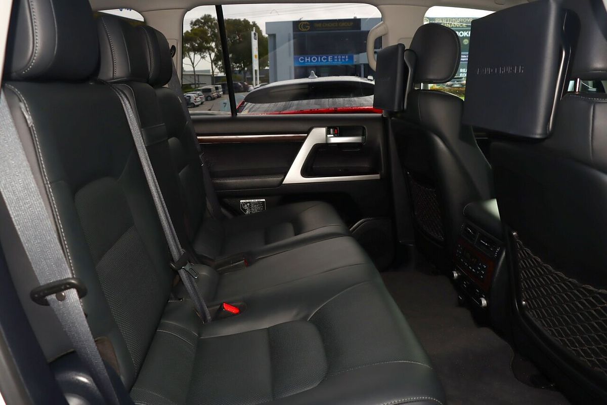 2019 Toyota Landcruiser Sahara VDJ200R