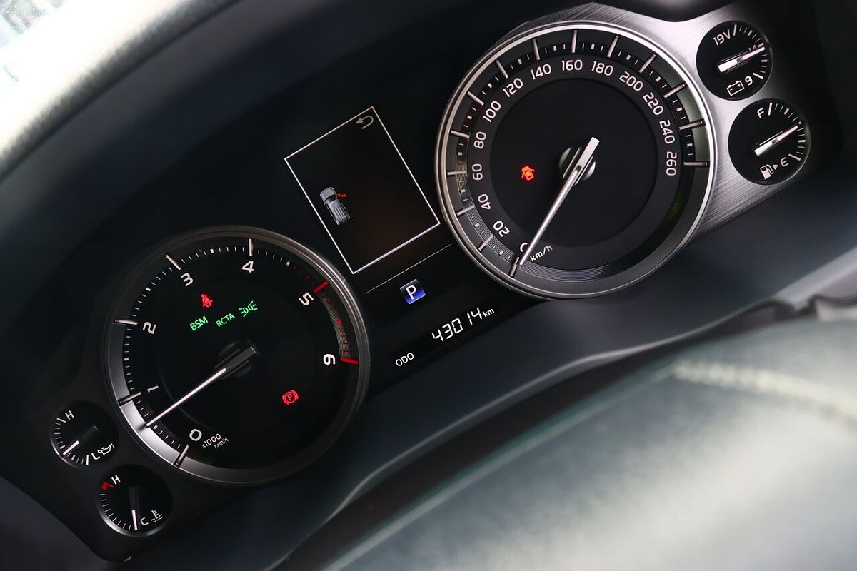 2019 Toyota Landcruiser Sahara VDJ200R