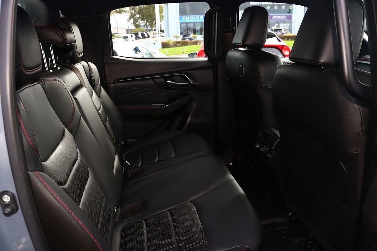 2024 Isuzu D-MAX X-TERRAIN 4X4