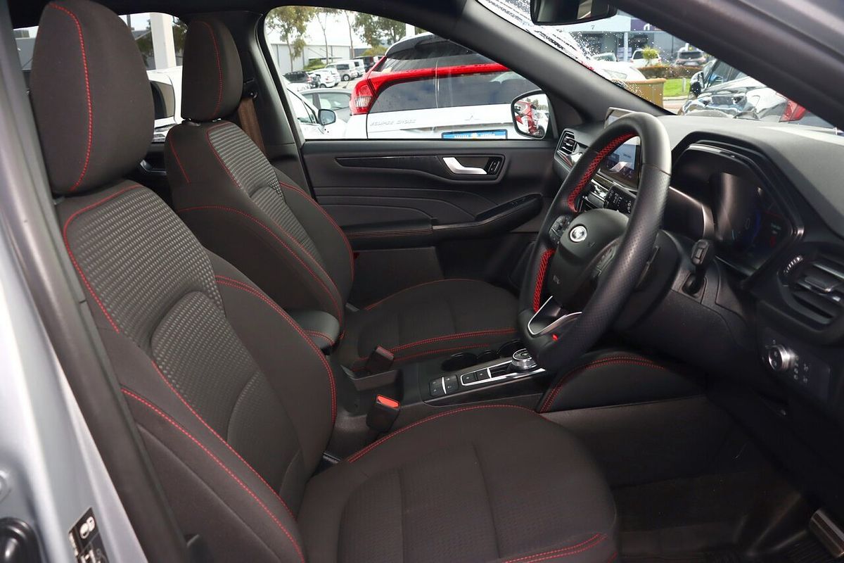 2022 Ford Escape ST-Line ZH