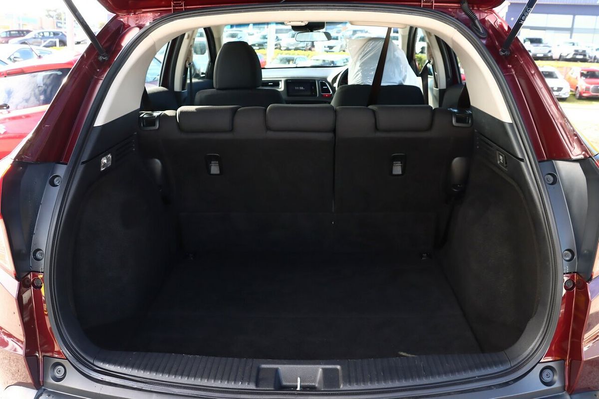 2016 Honda HR-V VTi-S