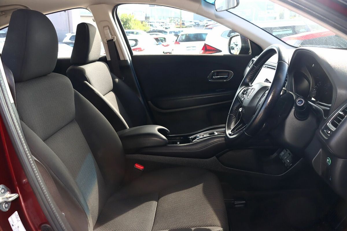 2016 Honda HR-V VTi-S
