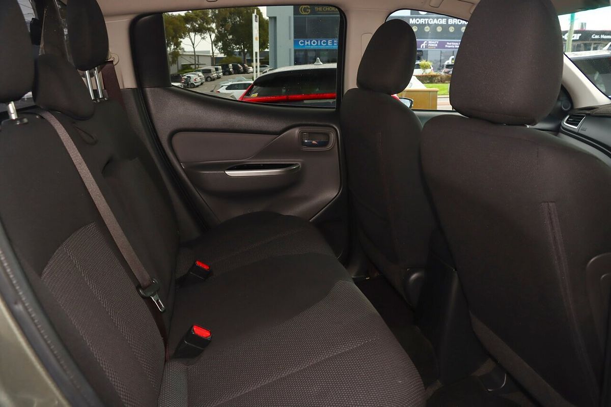 2015 Mitsubishi Triton GLS MQ 4X4