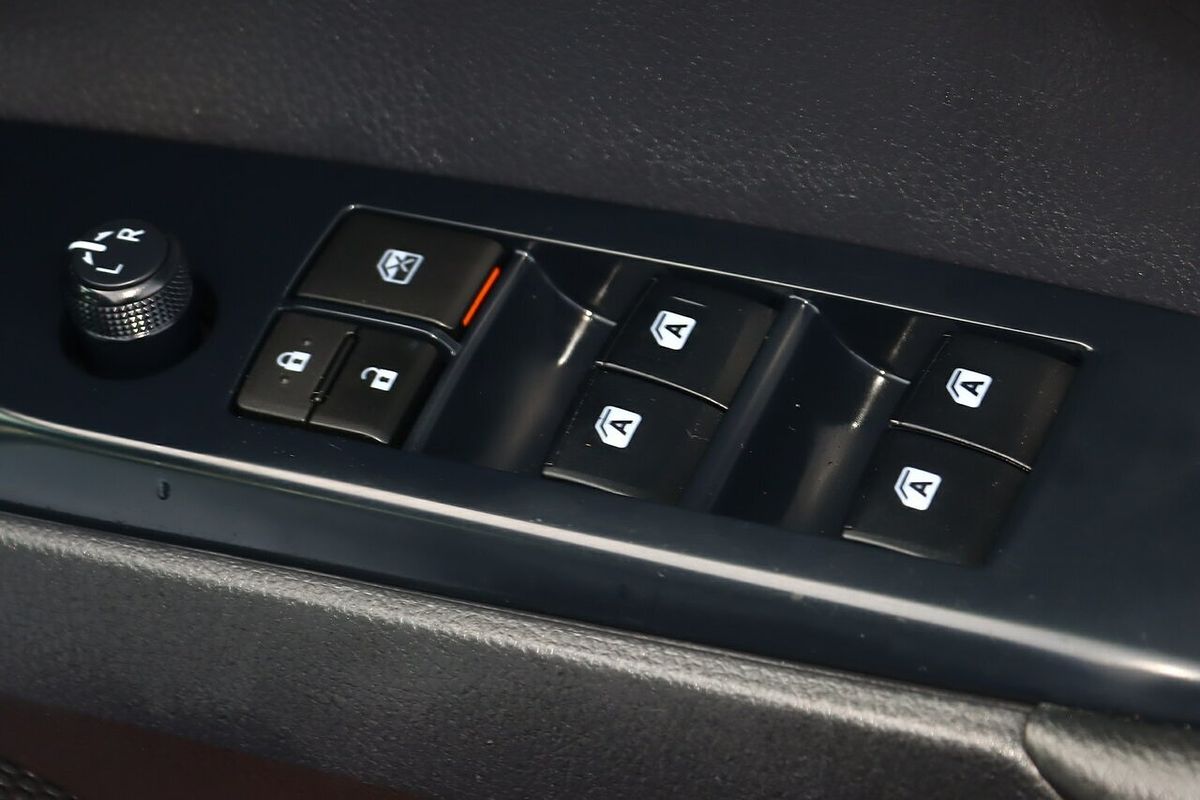 2019 Toyota Camry Ascent ASV70R