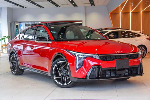 2025 Kia K4 GT-Line CL4m