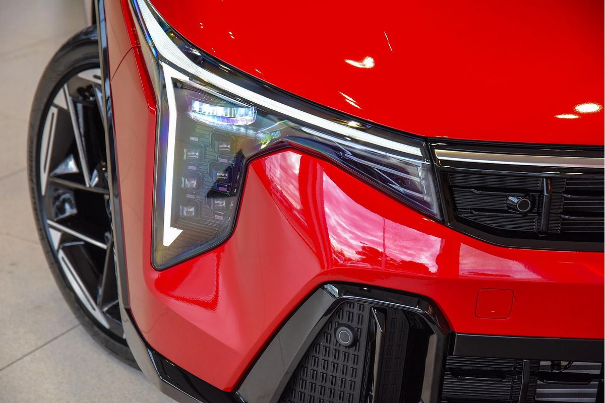 2025 Kia K4 GT-Line CL4m