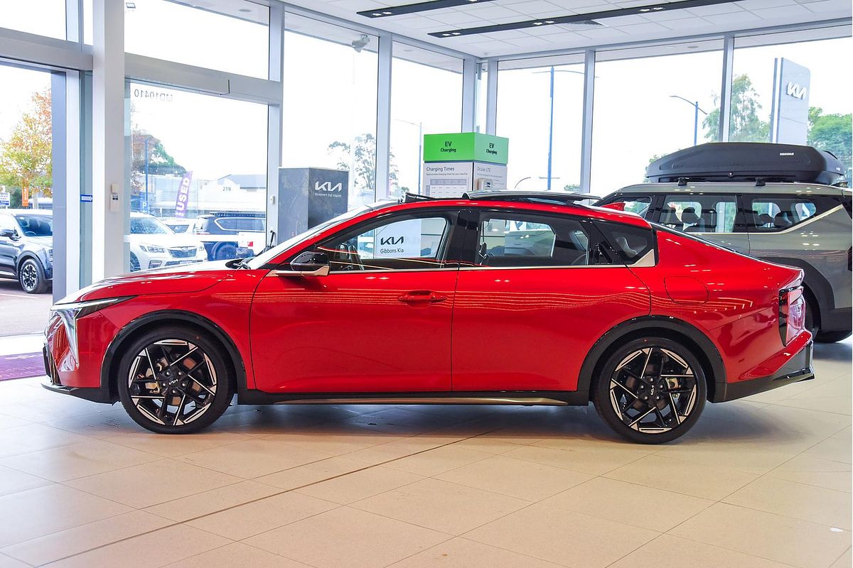 2025 Kia K4 GT-Line CL4m