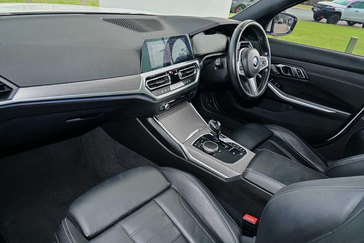 2019 BMW 3 Series 330i M Sport G20