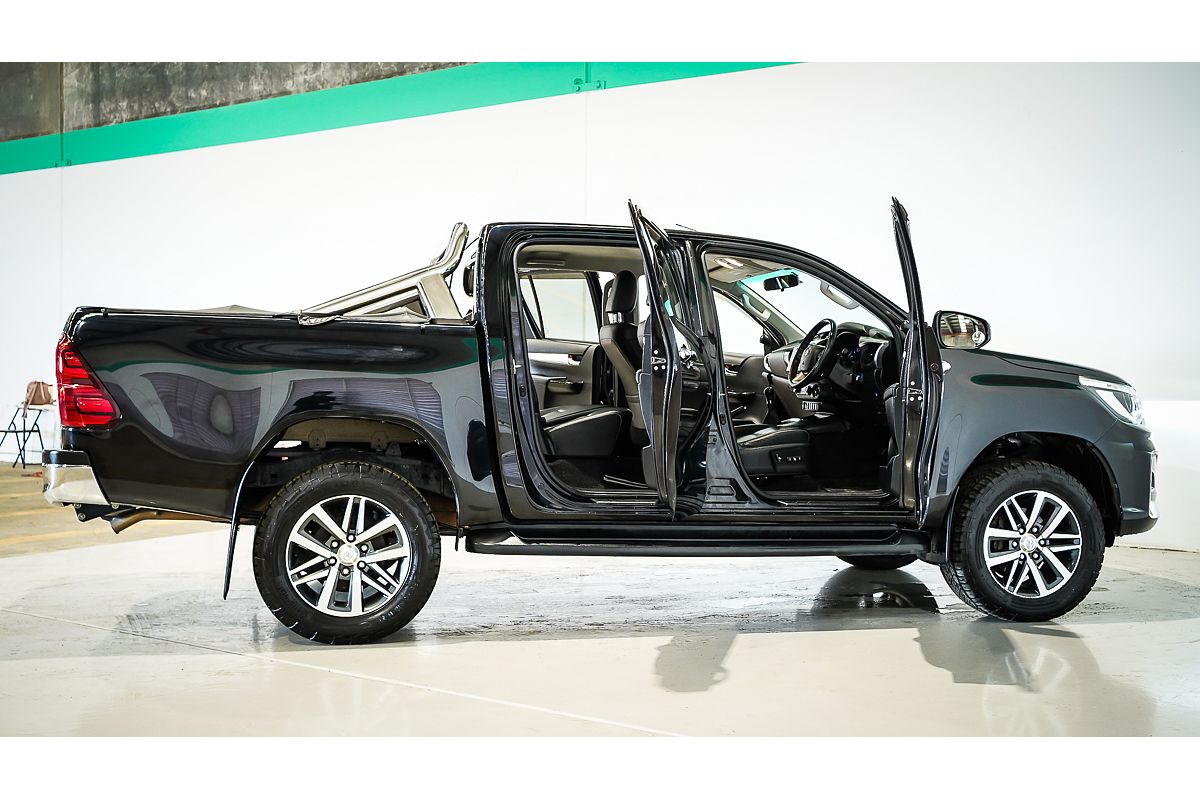 2018 Toyota Hilux SR5 GUN126R 4X4