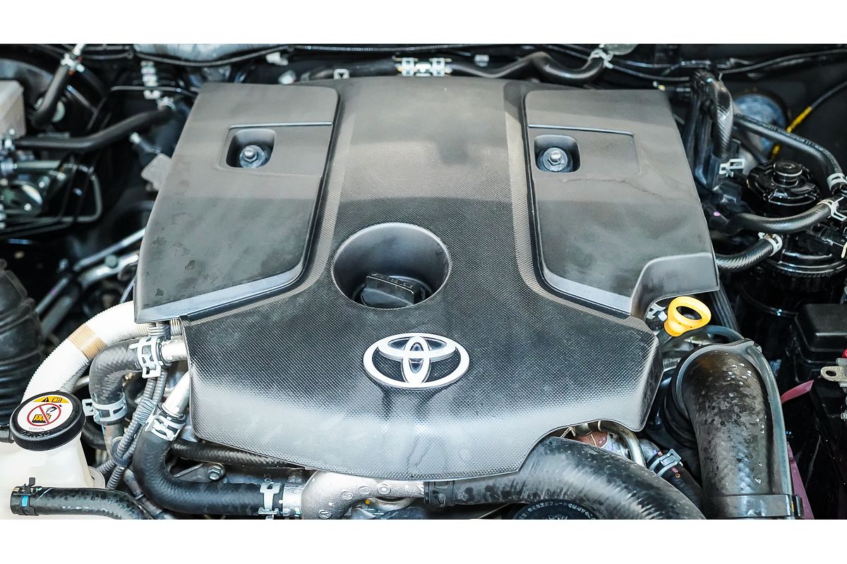 2018 Toyota Hilux SR5 GUN126R 4X4