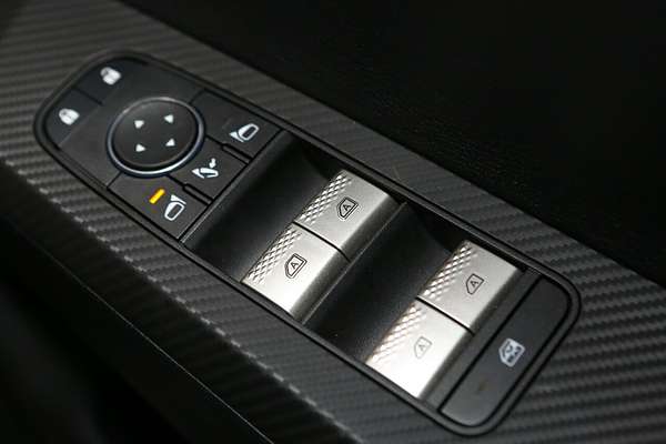 2024 Mitsubishi Outlander LS ZM