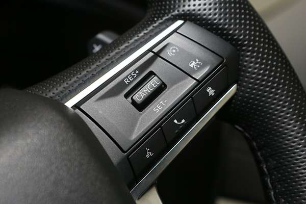 2024 Mitsubishi Outlander LS ZM
