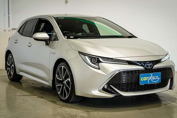 2019 Toyota Corolla ZR Hybrid ZWE211R