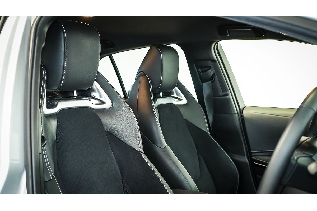 2019 Toyota Corolla ZR Hybrid ZWE211R
