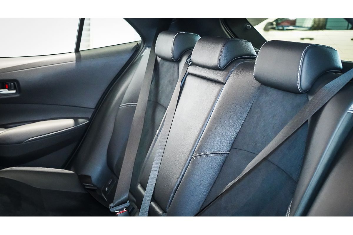 2019 Toyota Corolla ZR Hybrid ZWE211R