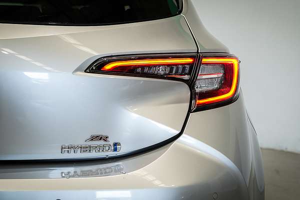 2019 Toyota Corolla ZR Hybrid ZWE211R