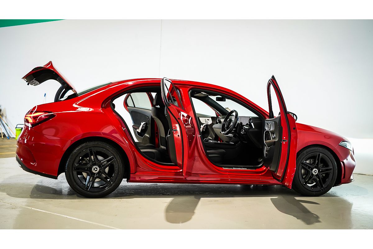 2019 Mercedes-Benz A-Class A200 V177