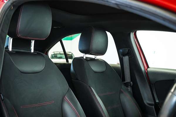 2019 Mercedes-Benz A-Class A200 V177