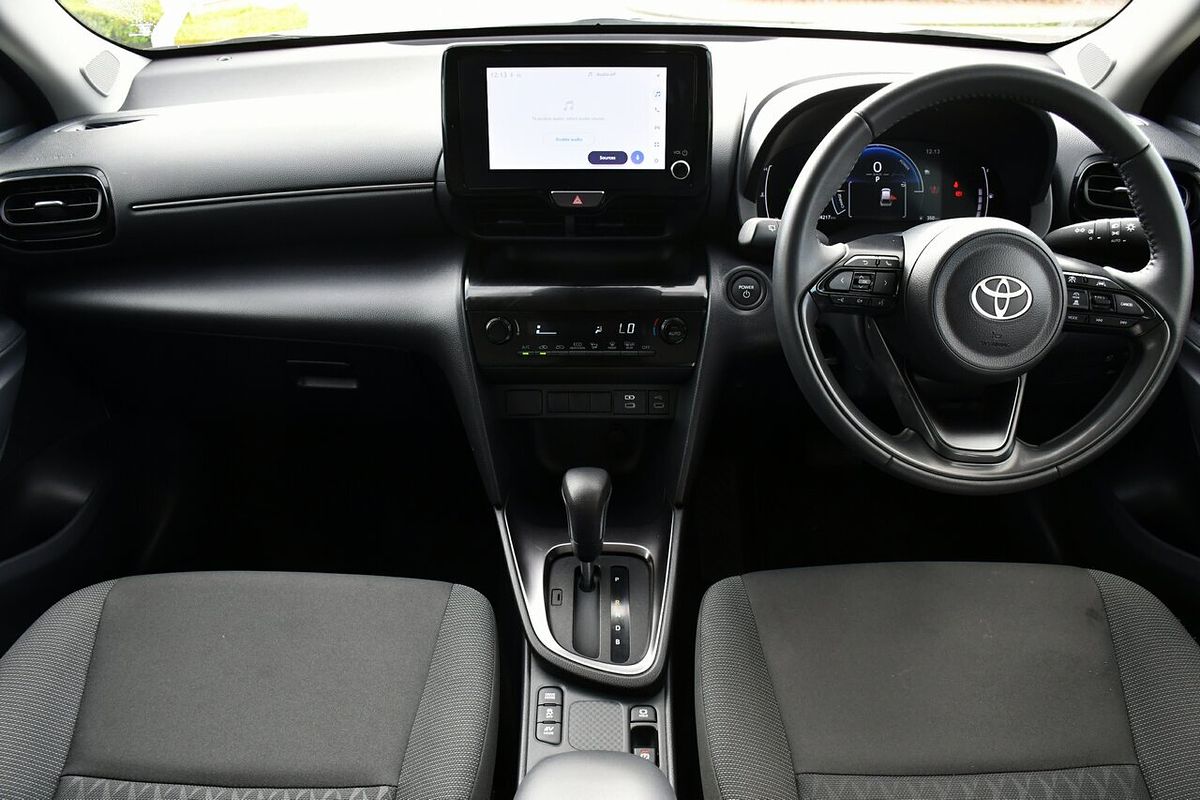 2024 Toyota Yaris Cross GXL MXPJ10R